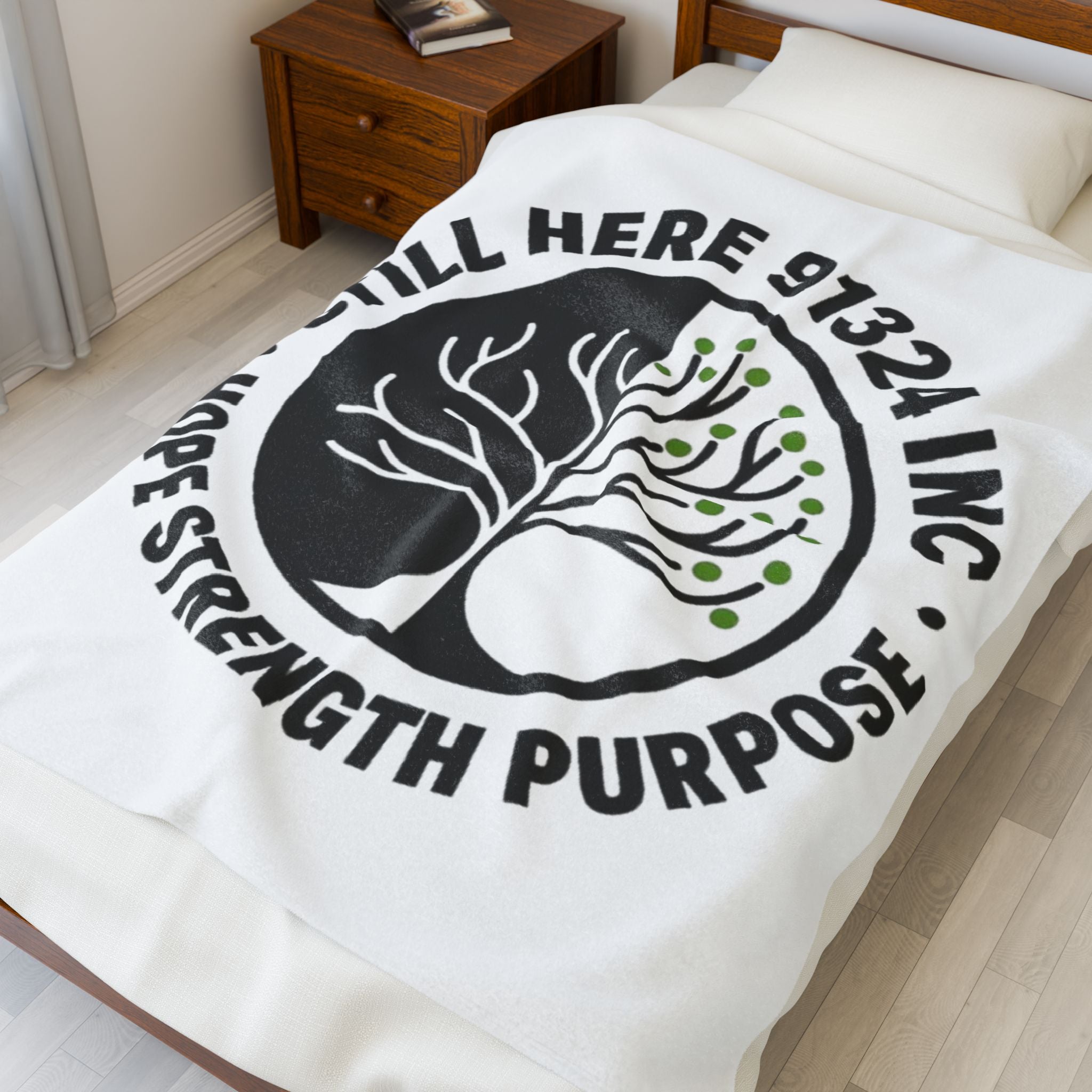 Cozy Velveteen Plush Blanket - Soft Throw for Home, Perfect for Snuggling, Gifts for Birthdays, Weddings, or Holidays